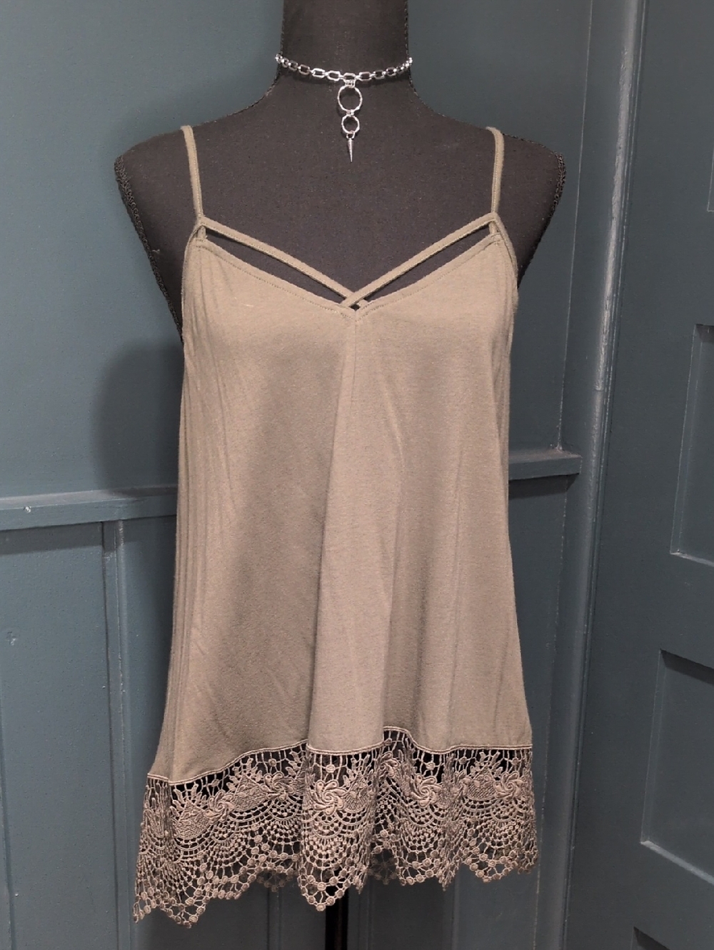 Express Lace-Hem Cami Tank Top